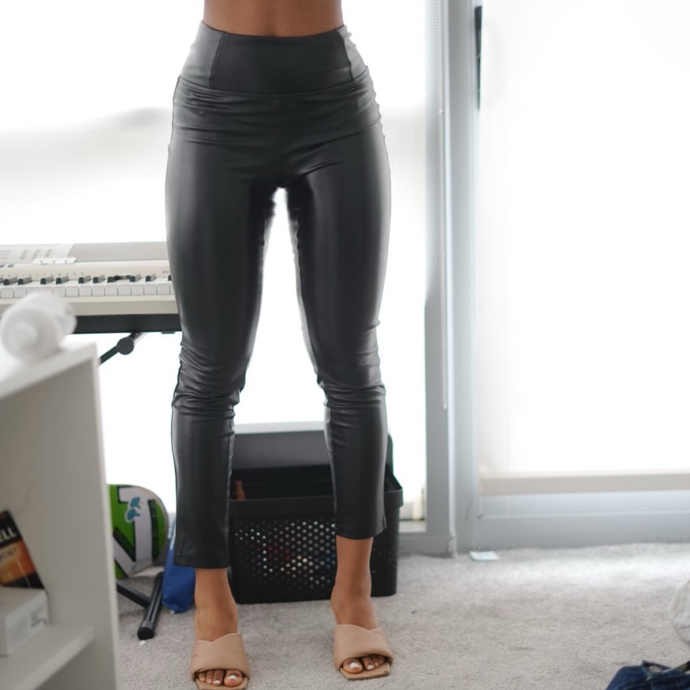 Laundry By Shelli Segal Black High-Waisted Leggings